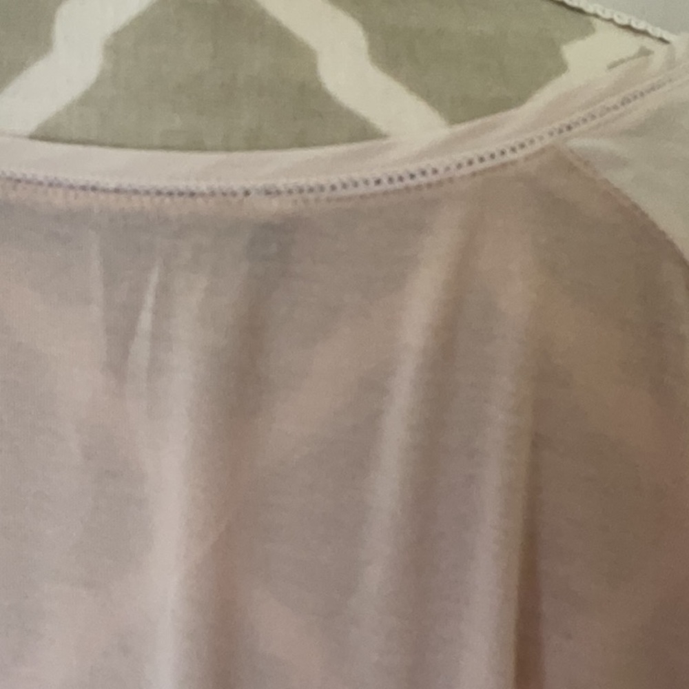 Zara Basic Elegant blush/cream Lace Accent Women's Top. - Picture 6 of 7